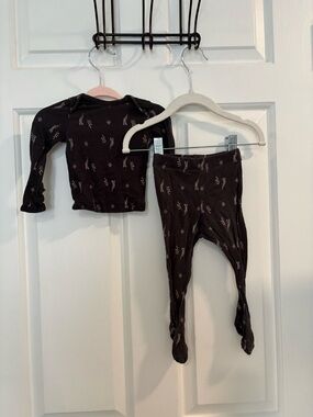 solly baby Black Footed Pajama Set with Cream Leaf Motif